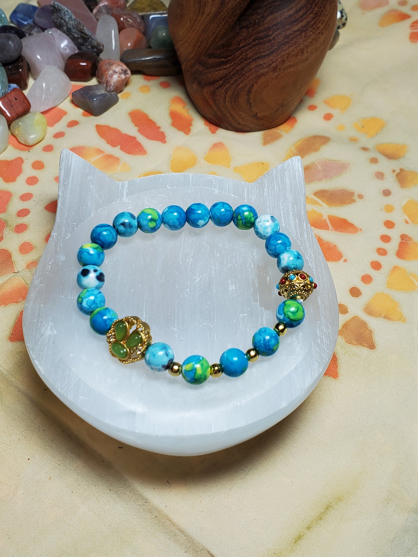 Natural stone beads with Year of Rabbit spacer