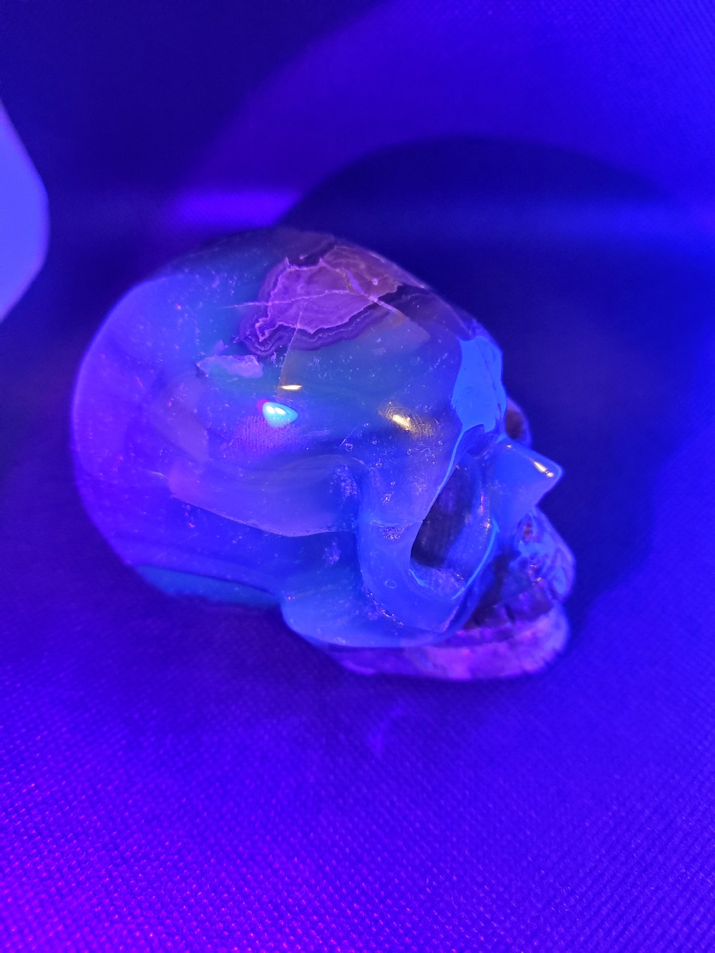 Volcano Crystal Skull UV Reactive